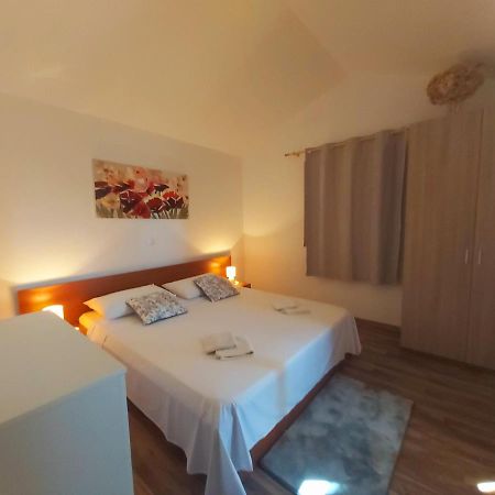 Apartments Ratka ザトン エクステリア 写真