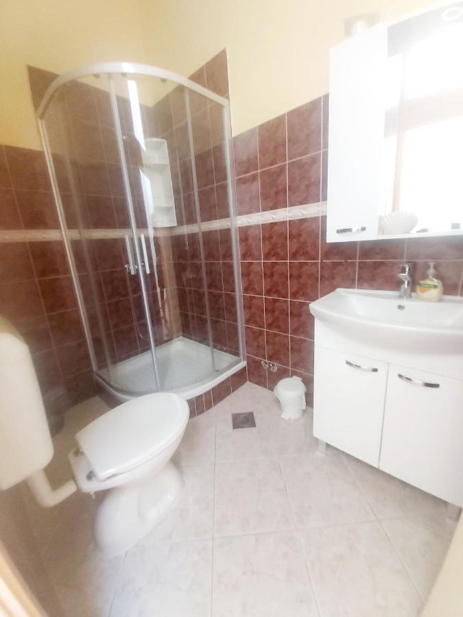 Apartments Ratka ザトン エクステリア 写真